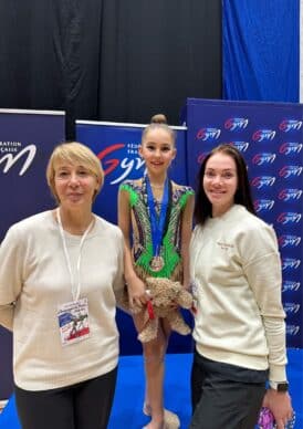 Sylvia BOGDANOVA a remporté la médaille d'argent et est devenue la Vice-Championne de France. Les championnats de France de Gymnastique rythmique (GR) se sont déroulés à Nîmes du 27 au 29 janvier, réunissant les meilleures gymnastes individuelles des niveaux nationale A et B.